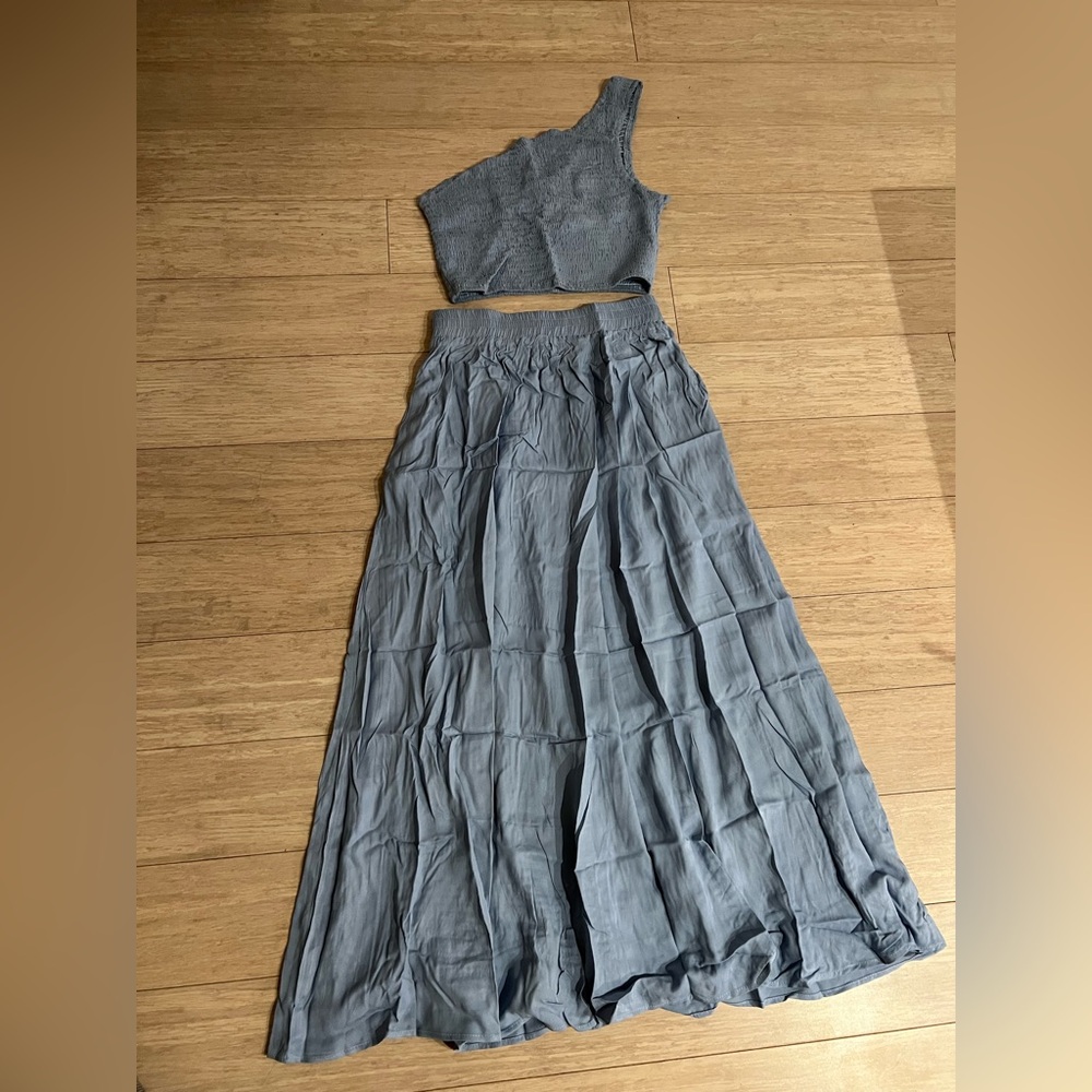 Matching set, dusty blue, one shoulder top and skirt set